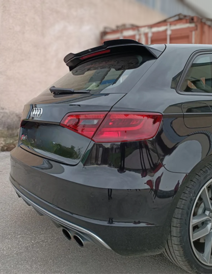 Spoiler posteriore RS3 Look (Audi A3 8V)